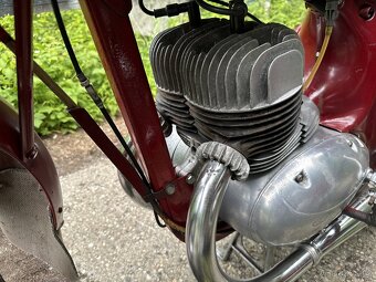 Jawa 350, kývačka, panelka - 17