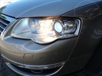 VW Passat 2,0 TFSI AUTOMAT,KŮŽE,XENON - 17