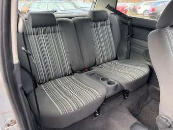 Volkswagen Fox 1,2 HTP 40 KW SERVIS STK - 17