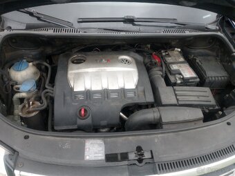 Touran 2,0tdi 125kw R- line 212000km 2007 - 17