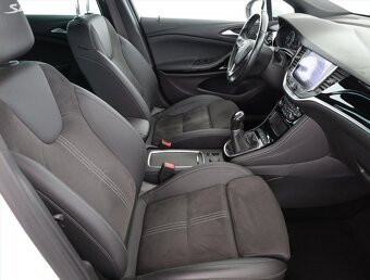 Opel Astra 2020 118 000 km - 17