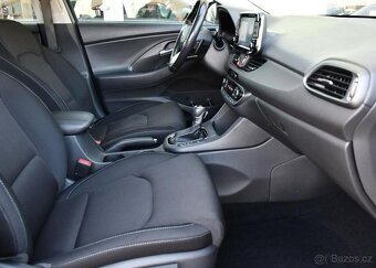 Hyundai i30 1.6CRDi 85kW STYLE ČR - 17