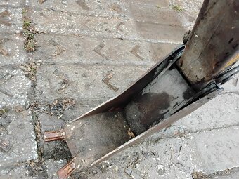 Podkop na smykoví nakladač - 17