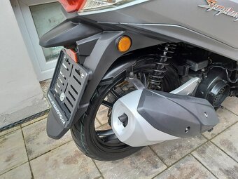 SYM Symphony ST 125, 2015, po TK, moc pěkný stav - 17