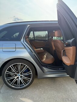 BMW Řada 5,  540i, xDrive, M paket, Dakota - 17