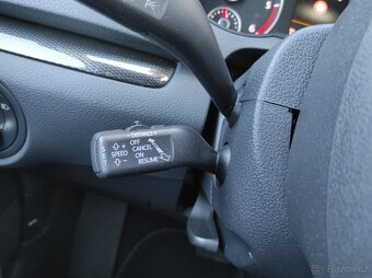 Seat Alhambra 2.0 TDi DSG EXCELLENCE 7 MÍST 2020 ČR + DPH - 17