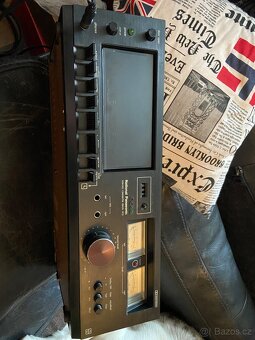 Prodám Panasonic  national stereo cassette deck612. - 17