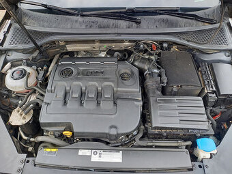 Volkswagen Passat  2.0Tdi Highline+Dsg+ČR+112000km TOP STAV - 17