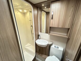 Obytný karavan Hobby Prestige 720 UKFe - 17