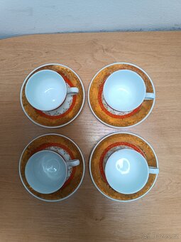 Sklo a porcelán - 17