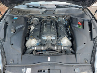 Porsche Cayenne TURBO 382kw ČR 2017 105tis.km - 17