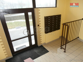 Pronájem bytu 1+1, 30 m², Ostrava, ul. Jičínská - 17