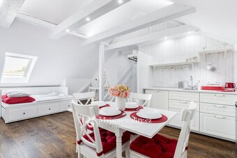 Prodej ubytování, 450 m² - Suchohrdly, ul. Znojemská - 17