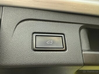 VW Touran 2.0TDi r.v.2020 manuál 110kw panorama el. tažné - 17