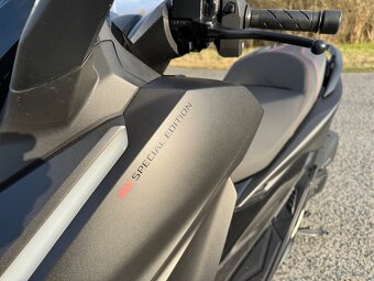 Skútr Honda Forza 125i - Special edition - 17