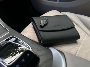Mercedes - Benz GLC 220d 4Matic A/T DPH - 17