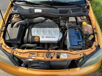 Opel Astra Bertone 1.8, 16v - benzín - 17