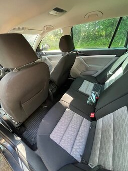 Škoda Octavia 1.2 tsi dsg 77kw  2010 - 17