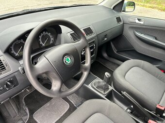 Škoda Fabia najeto 20.000 km, nová z ČR seris. kniha - 17