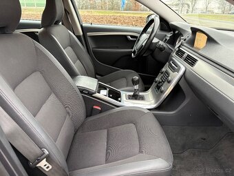 VOLVO V70 2.0 D4 KINETIC //2011 5-VÁLEC NAVIGACE SERVISKA - 17