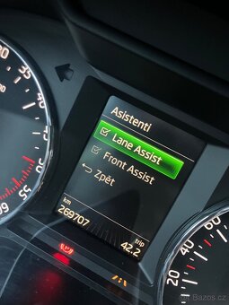 Škoda Octavia 2.0tdi 110kw DSG ACC Webasto 2015 - 17