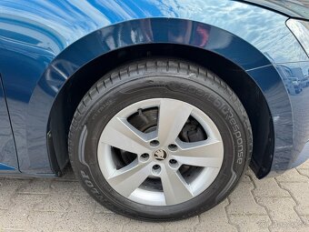 Škoda Superb 3 2.0 TDI 110kW DSG Tažné Webasto Navi Kamera - 17