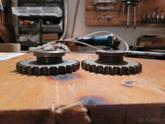 Jawa 175,250,350 kývačka+panelka díly motoru - 17