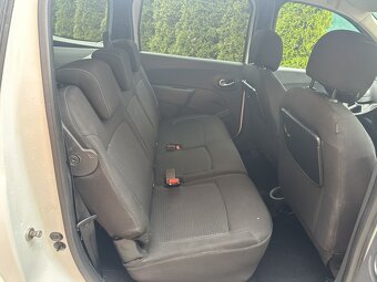 Dacia Lodgy 1.5 Blue dCi 70 kW S&S Arctica 5 míst - 17