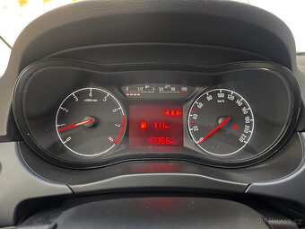 Opel Corsa 1.2 16V Výhřev volantu 47400km - 17