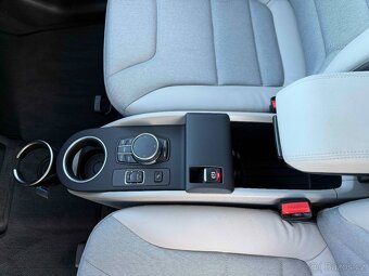 BMW i3 120Ah 2021 NAVI PROFI, KEYLESS, PANORAMA, ADAP. TEMP - 17
