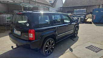 JEEP Patriot 2,4i-4x4 - 17
