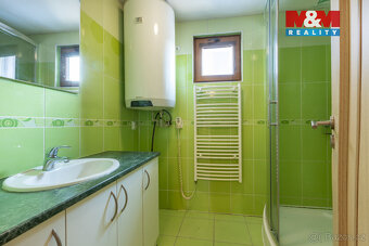 Prodej domu 4+kk na pozemku 700 m2, ul. Průmyslová, Jesenice - 17