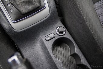 Škoda Octavia Combi 2.0 TDI CR DPF Ambition DSG - 17