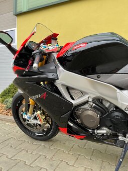 Aprilia RSV4 1000 FACTORY - 17