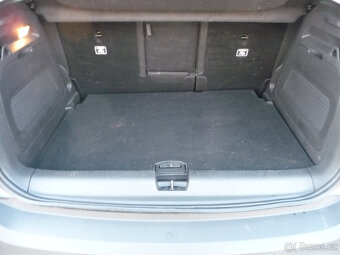 Opel Crossland X 1.2i 81kw Inovation po 1.majiteli - 17