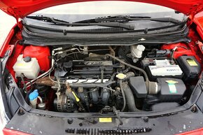 HYUNDAI i20 2011 1,2 57kw AC - 17