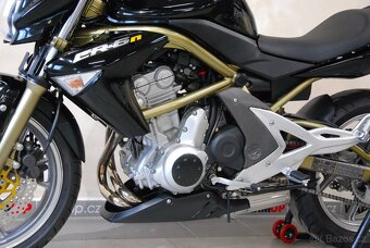 Kawasaki ER-6n - velmi hezký stav - 17