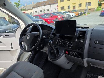 Volkswagen Transporter 2.5 TDI 9 míst TZ - 17