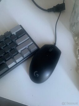 Počítačová sestava – monitor MSI + HP - 17