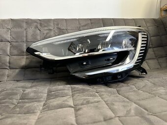 Renault Megane 4 světlo - 17