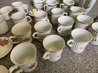 hrnek hrneček porcelán konvička servis nádobí retro - 17