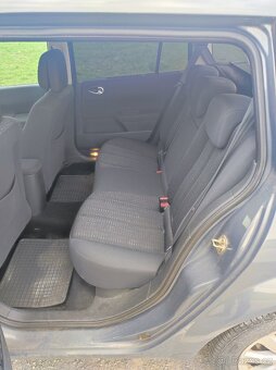 Renault Megane Combi,1.6i 16v ,4/2006, nová STK - 17