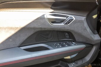 Audi RS e-tron GT, Masáž/HUD/Noční Vidění/SKLADEM - 17