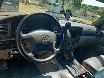 Land Cruiser 100 - J10 - 17