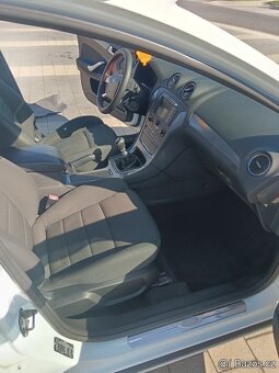 Ford Mondeo MK4 2.0 TDCi Serv.knížka, BA7, Liftback - 17