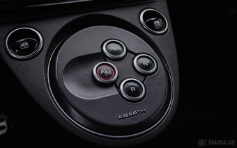 Abarth 595 Monster Energy Yamaha - 17