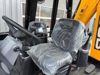 JCB 3DX 2019 - 17