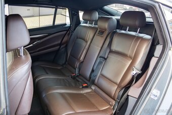 BMW Rad 5 GT 530d xDrive - HK, SoftClose, HUD... - 17