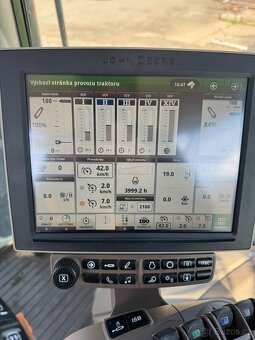 John Deere 6230R - 17