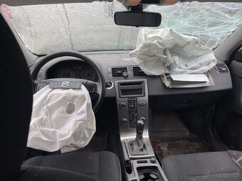Volvo v 50 2010 , 2.0 TDI 100kw 019-26 - 17